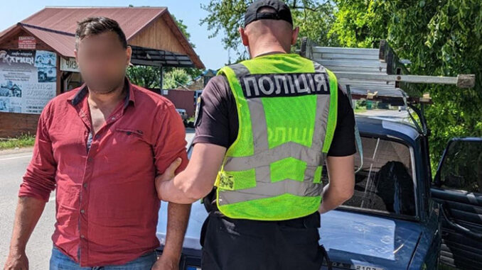 У Береговi порушник ПДР намагався пiдкупити поліцейського