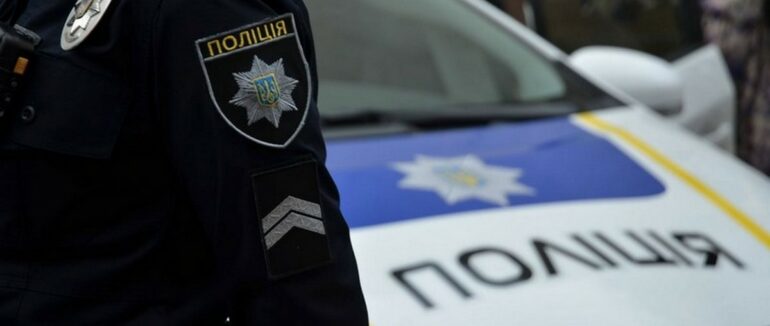 В Ужгороді патрульні допомогли схвильованій бабусі