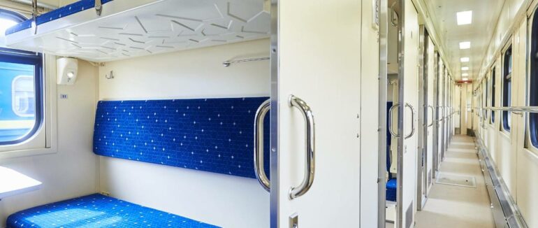Укрзалізниця у тестовому режимі запровадить жіночі купе