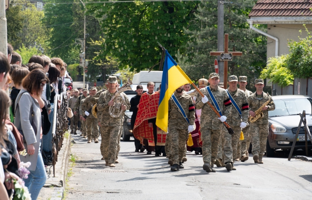 В Ужгороді провели в останню путь Героя Антонія Рабела