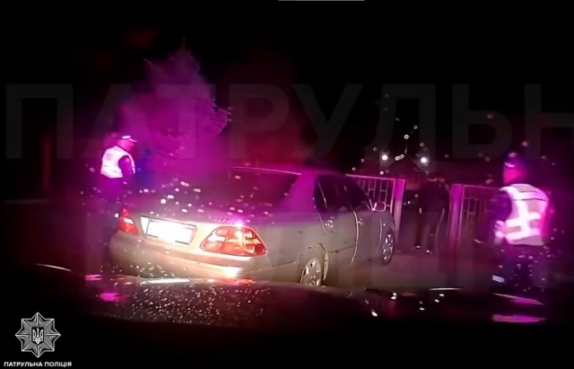 Погоня з патрульними: у Мукачеві водій на Lexus порушив ПДР