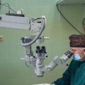 Рідкісна операція: у Закарпатській обласній лікарні зробили реплантацію пальця (ФОТО)