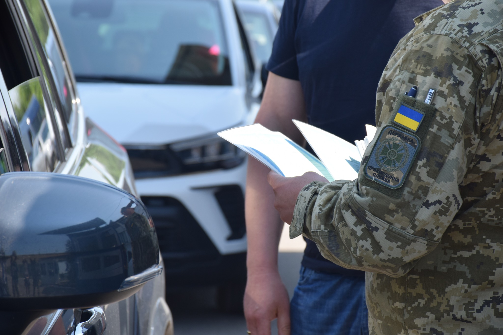 Намагався перетнути кордон за фальшивими документами: на закарпатському кордонні затримали чоловіка