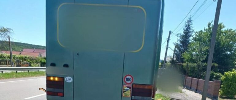 На Ужгородщині водій намагався дати хабаря патрульним