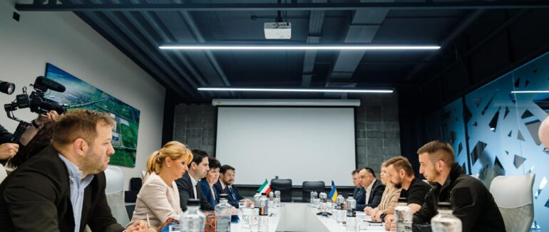 Голова Закарпатської ОВА провів робочу нараду з угорськими колегами