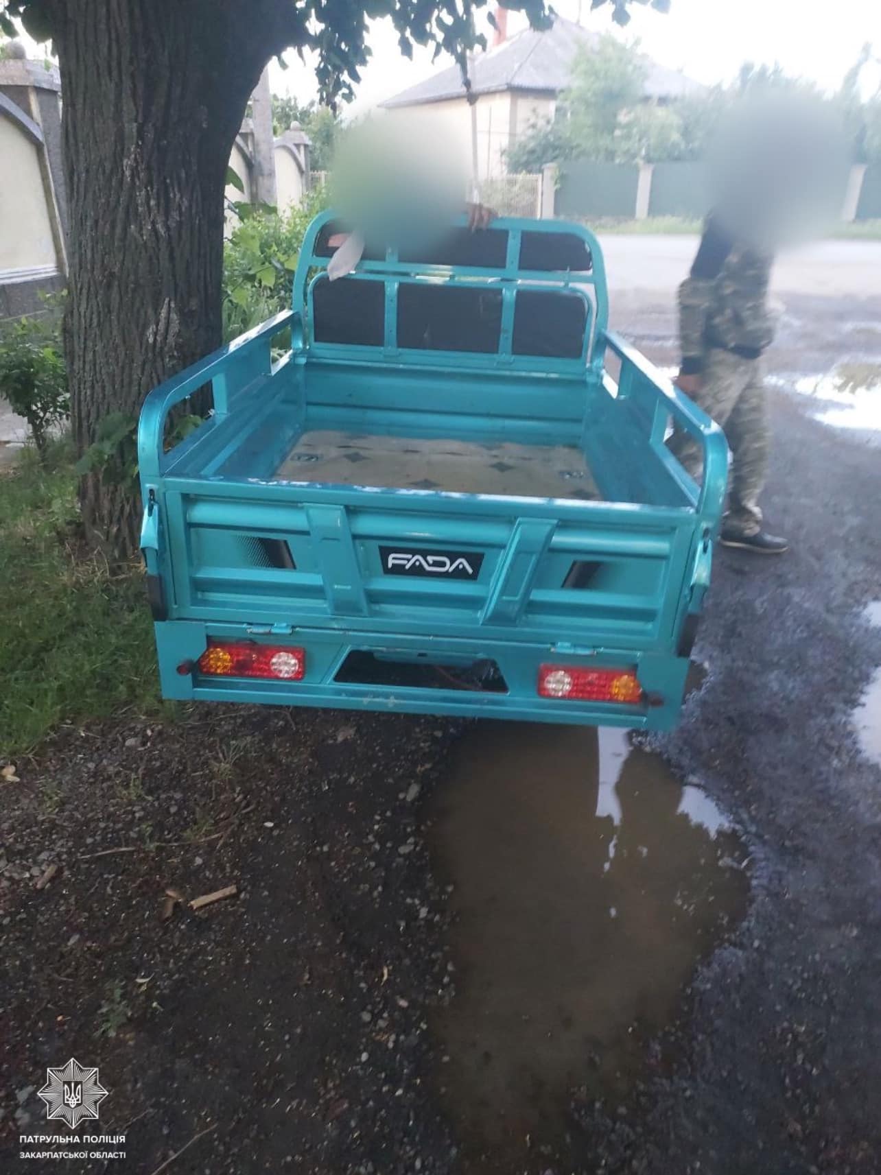 В Ужгороді затримали водія "під кайфом" на електричному трициклі