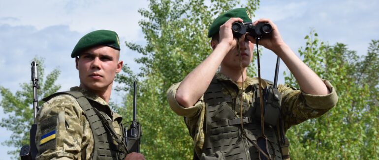 На Закарпатті затримали 8 ухилянтів