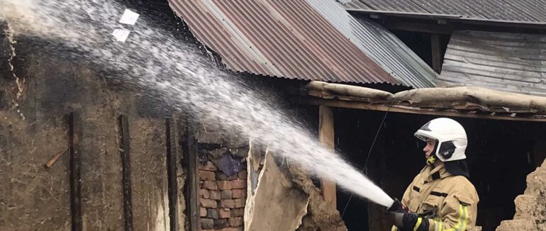 У Берегівському районі трапилася пожежа у будинку