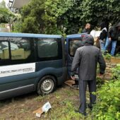 Допомога південним областям: 6 машин гуманітарної допомоги та автівки для ЗСУ