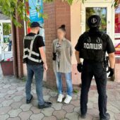 Розповсюджувала амфетамін: на Ужгородщині затримали наркотогровку