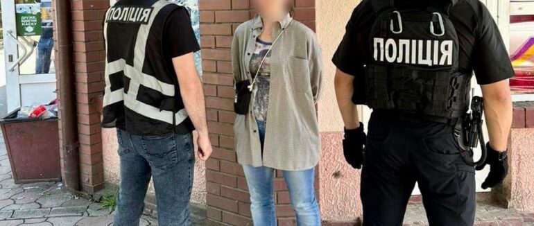Розповсюджувала амфетамін: на Ужгородщині затримали наркотогровку