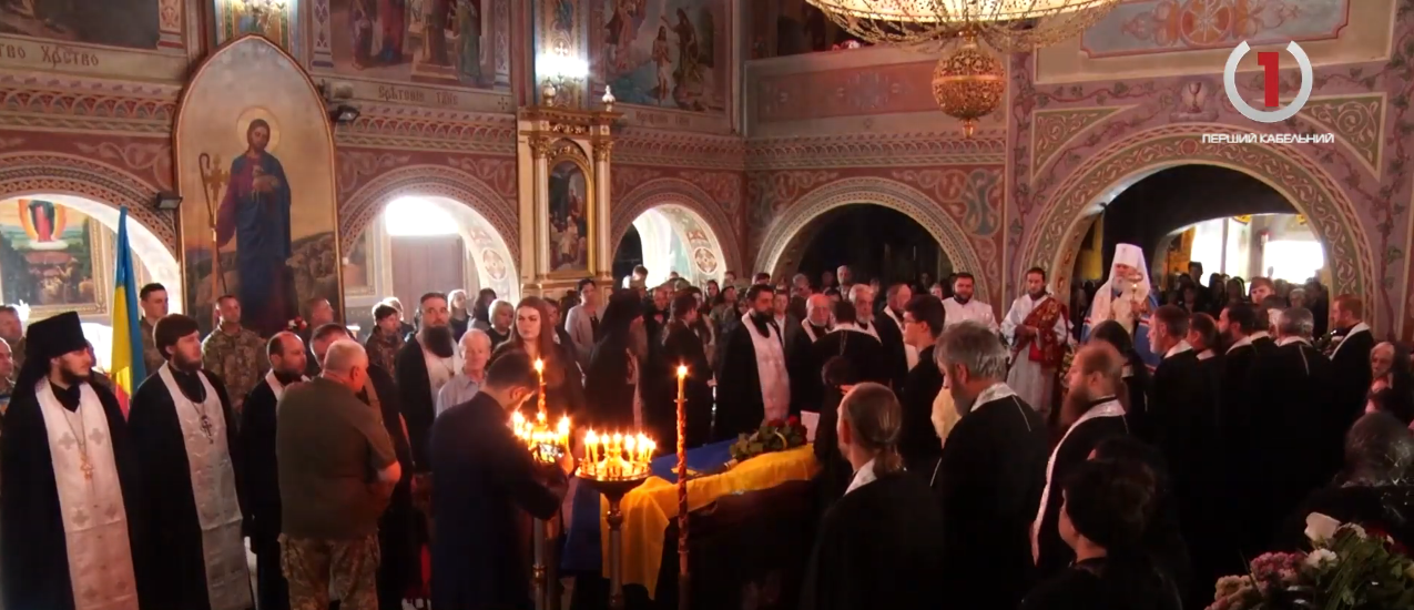 Віддали останню шану: в Мукачеві попрощалися із загиблою Героїнею Надією Хрупіною (ВІДЕО)