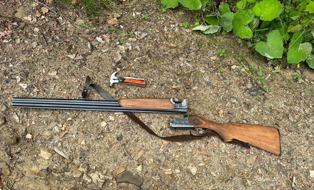 На Рахівщині підліток вкрав з автомобіля рушницю та намагався її продати