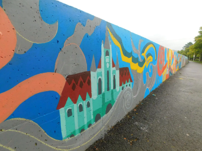 Місто, наче картина: як виглядають мукачівські пам’ятки на новому стінописі (ФОТО)