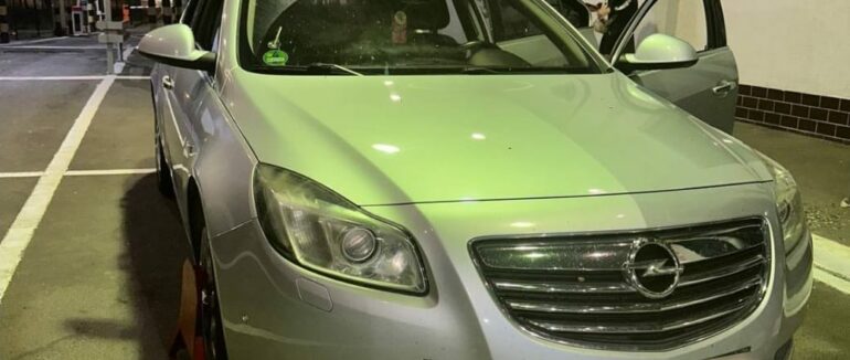 На Закарпатті прикордонники виявили розшукуваний Інтерполом легковик