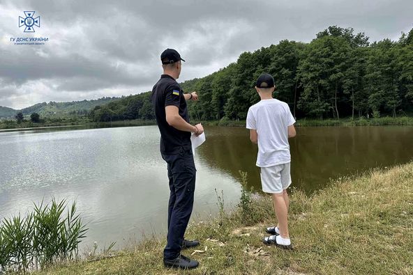 Рейд на водоймах: рятувальники завітали на Хустщину з попередженням (ФОТО)