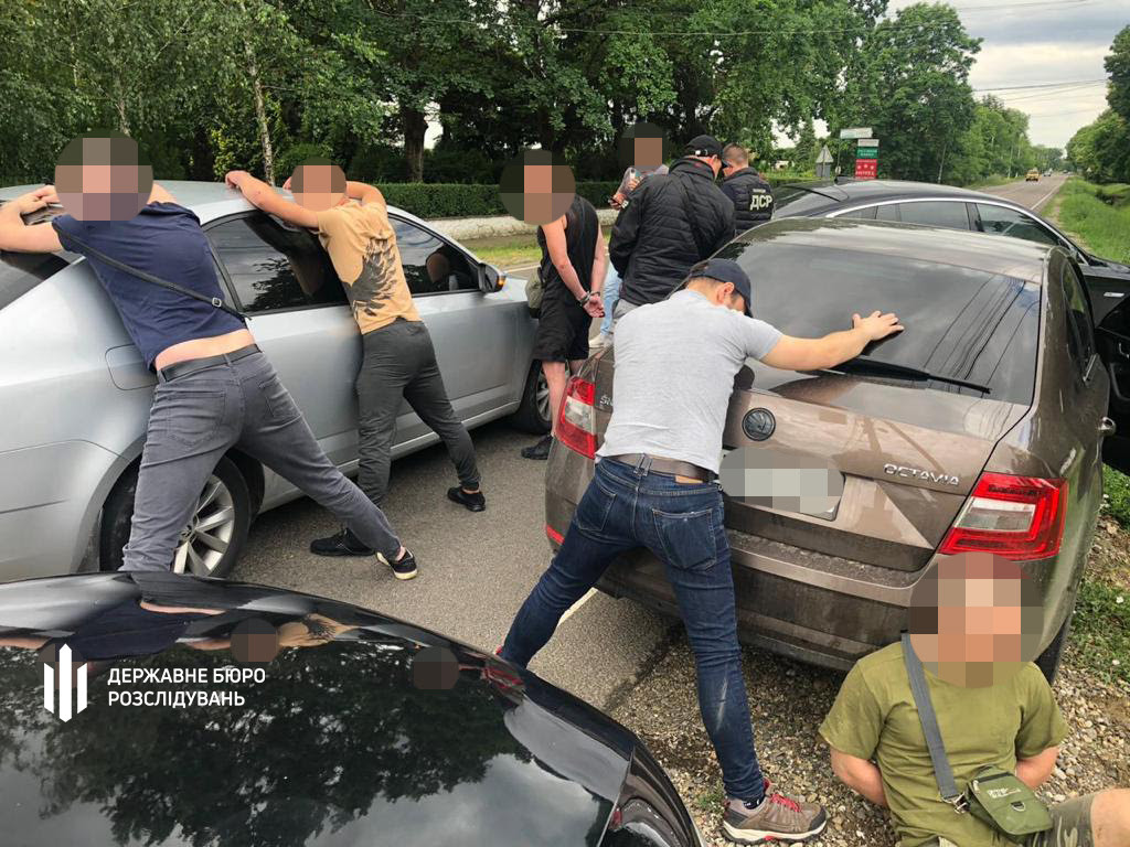 На Закарпатті викрили ще одну групу, яка переправляла через кордон військовозобов’язаних