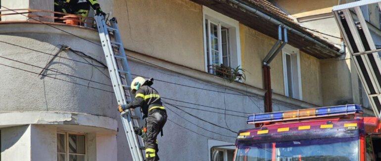 Каструля з їжею стала причиною: у Хусті у квартирі трапилася пожежа
