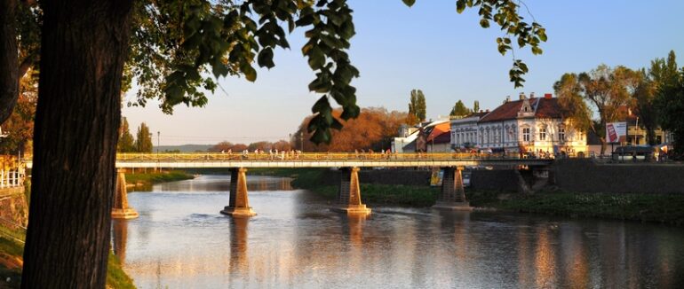 Сьогодні в Ужгороді демонтуватимуть трубу котельні: попереджають про звуки вибуху
