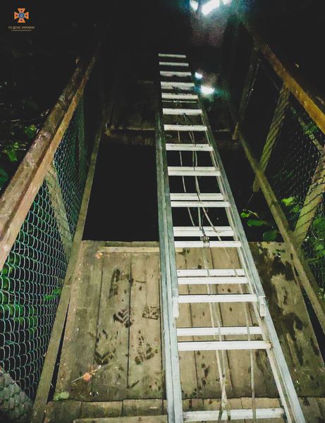 Одна жінка загинула і дві постраждали в результаті обвалу мосту на Рахівщині