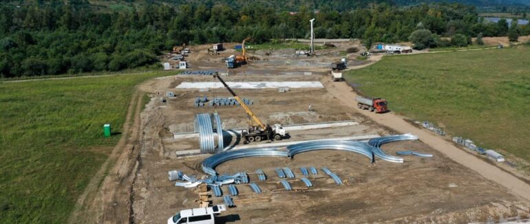 Триває будівництво мосту, який з’єднає Румунію та Україну в межах нового КПП