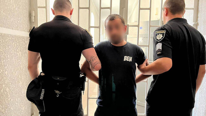 Раніше судимий грабіжник намагався обікрасти автівку мукачівця