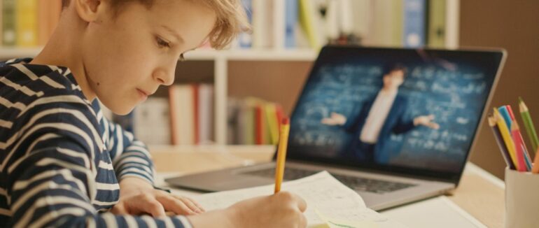 Як навчатимуться студенти з 1 вересня: у міністерстві дали пояснення