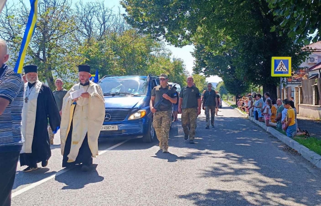 У Перечині попрощалися з загиблим Героєм Олексієм Кузнєцовим
