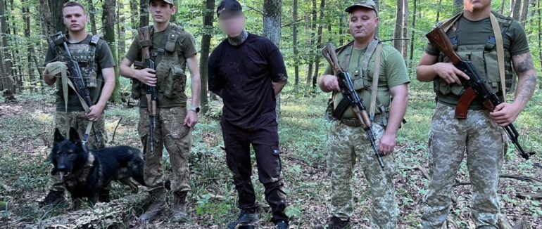 На Закарпатті прикордонники затримали 9 чоловіків призовного віку