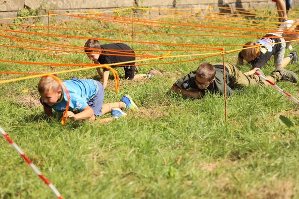 Сильні і незламні навіть діти: Ужгород показав себе у військово-патріотичному заході StrongRace (ФОТО)