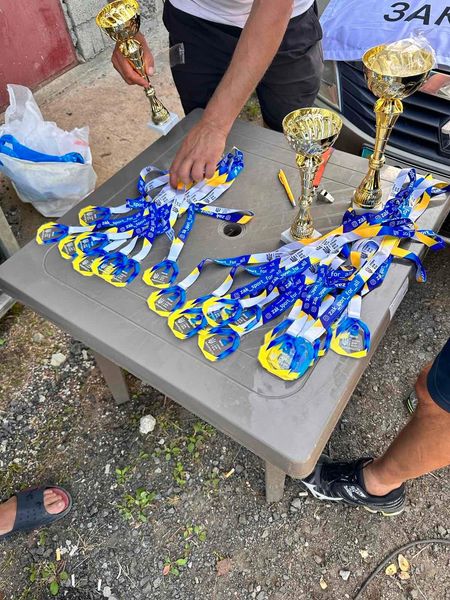 Найкращі волейболісти: хто отримав кубок Закарпатської області з волейболу серед чоловічих команд(40+)