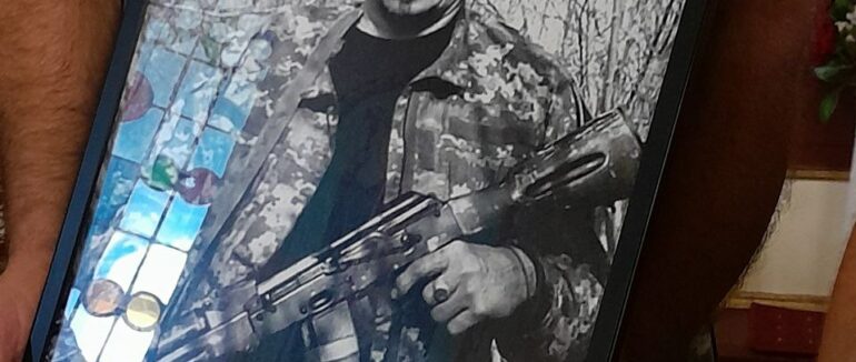 Прощання із сержантом: Свалява поховала героя Івана Сегеді із с. Дусино (ФОТО)