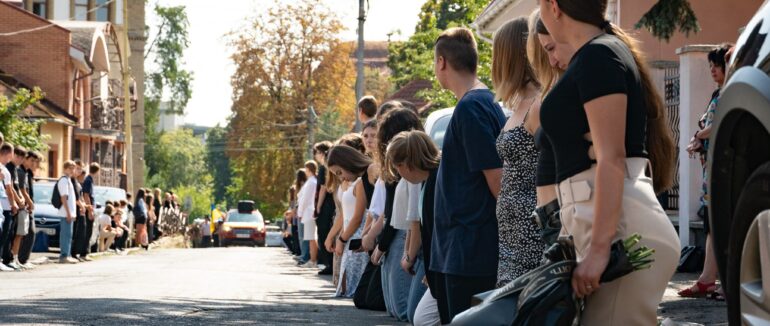 В Ужгороді провели в останню дорогу Героя Віталія Лошака