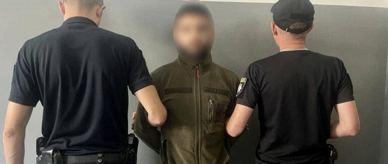 Пограбував літню жінку: в Ужгороді затримали зловмисника