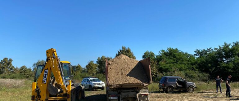 На Ужгородщині виявили незаконне видобування корисних копалин на землях сільськогосподарського призначення