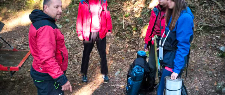 Закарпатські рятувальники врятували 6 людей на гірських схилах