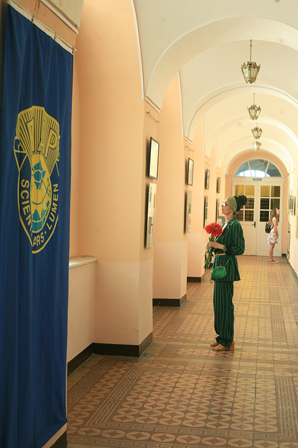 “Пан ритм”: в Ужгороді відкрили унікальну виставку від Ольги Ньорби (ФОТО)