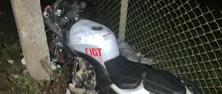 На Тячівщині мотоцикліст зіштовхнувся зі стовпом: помер молодий закарпатець