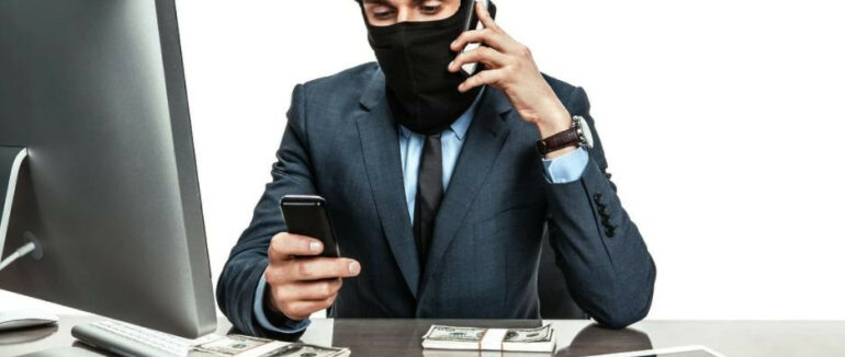 На Закарпатті шахраї знову просять гроші у підприємців від імені голови області