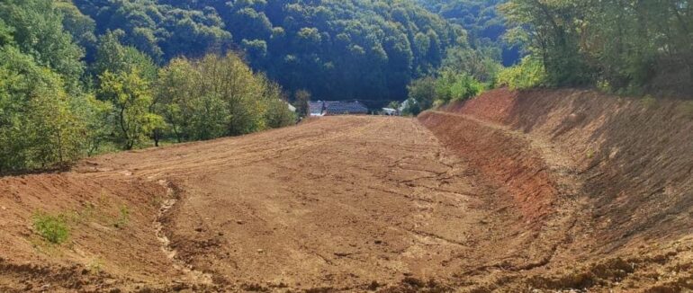 На Іршавщині виявили незаконне видобування глини