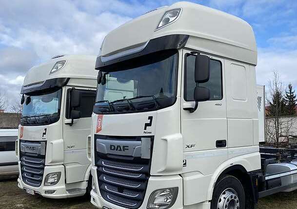 На Закарпатті на митниці попередили неправомірне ввезення вантажівок