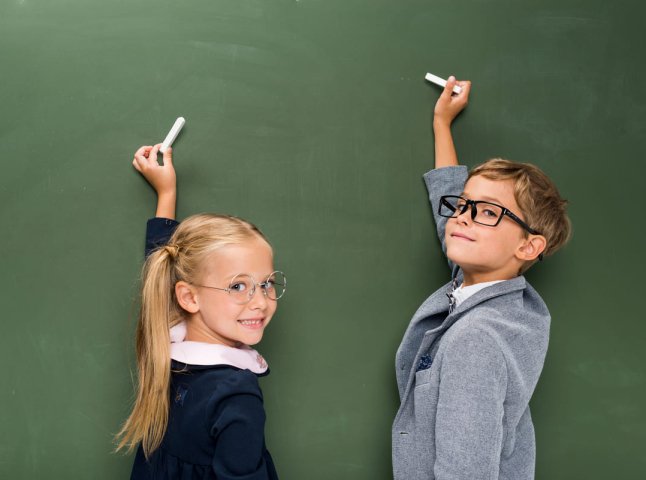 Оприлюднено рейтинг ТОП-10 шкіл Закарпаття