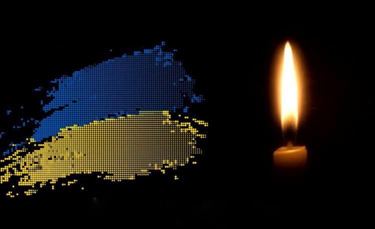 Хвилиною шани, хвилиною мовчання та безмежної вдячності Закарпаття вшанувало пам’ять полеглих воїнів