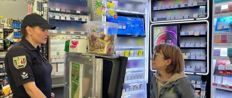 Поліцейські Мукачева провели черговий рейд по закладах торгівлі