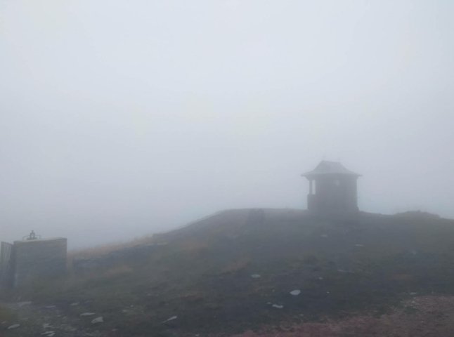 Температура опустилась до нуля градусів: у горах на Закарпатті сильно похолодало