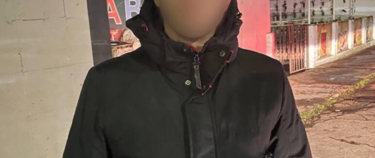 В Ужгороді затримали чоловіка з наркотиками