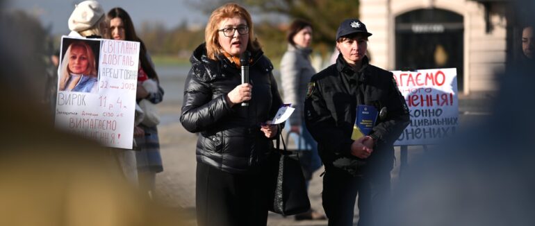 «Заради життя без насильства»: в Ужгороді відбулася вулична акція