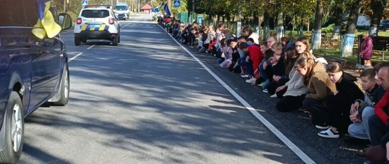 У Перечині провели в останню дорогу полеглого Героя Василя Глебу