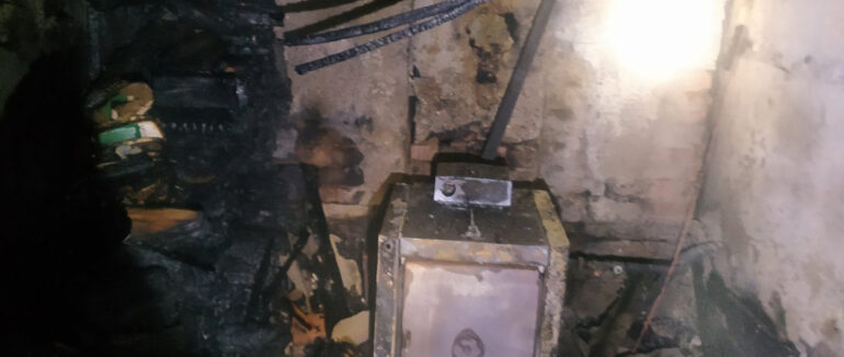 Господарі прокинулися у пожежі: вночі на Ужгородщині горів будинок