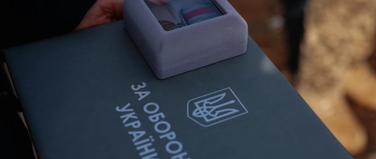 Голова Закарпатської ОВА нагородив захисників, які боронять державу від окупанта